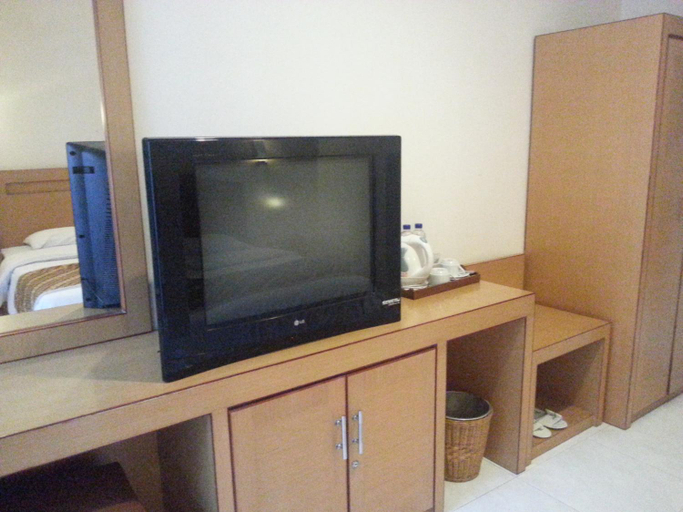 Bedroom 12