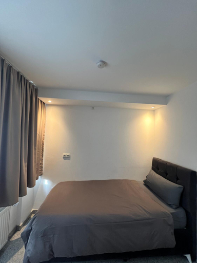 Bedroom 2, Budget Rooms just for sleeping - Digital access, Köln