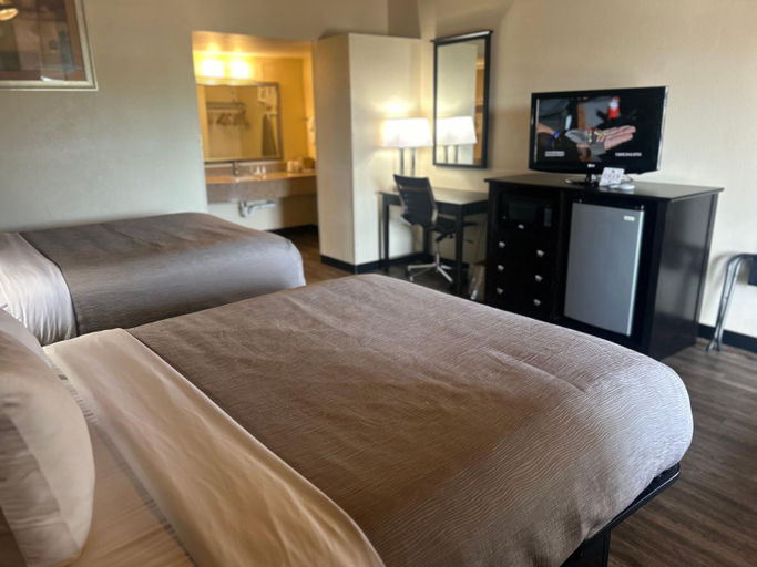 Bedroom 3, Quality Inn Tullahoma, Coffee