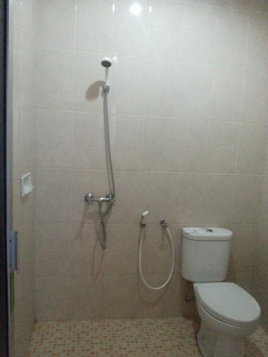 Bathroom 9