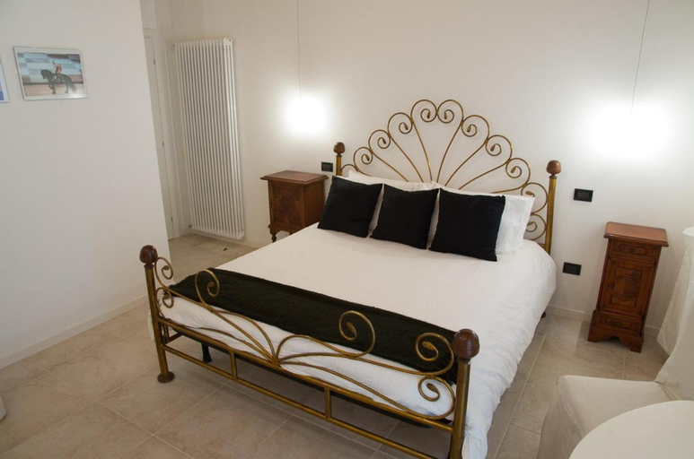 Others 4, B&B Marostica, Vicenza