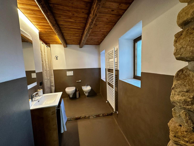 Bathroom 2, Al Colle Rooms, Vicenza