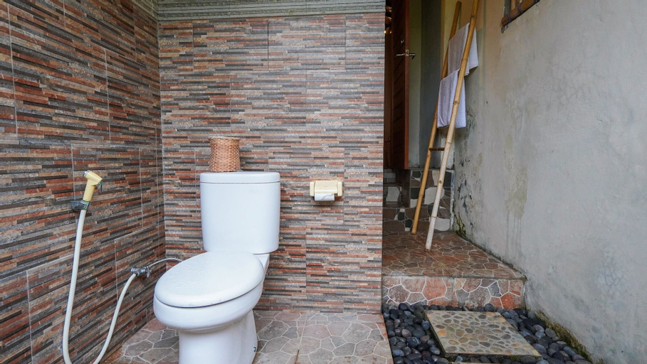 Bathroom 5