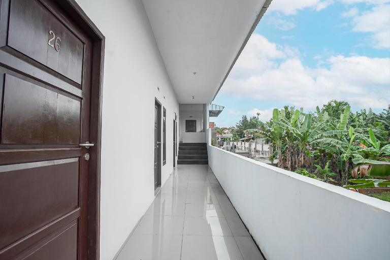 Others 5, OYO 93476 Owo Guest House Syariah, Jambi