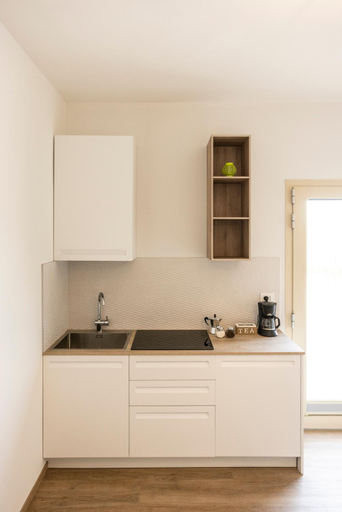 Others 5, BORGOROMA - Business & Apartments, Verona