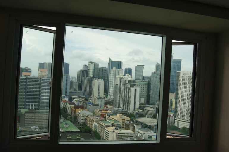 Others 3, The Beacon Makati by mvmtransient, Makati City