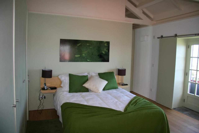 Others 4, A Casa do Ouvidor, São Roque do Pico