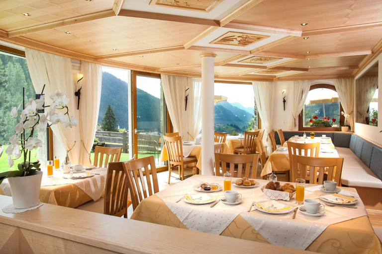Food & Drinks 4, Garni-Hotel Aghel Suites & Apartments, Bolzano