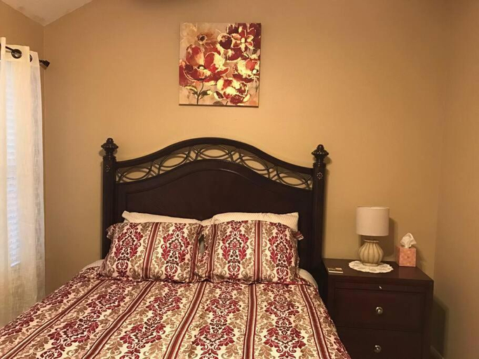 Others 4, Cozy Pet-Friendly Home- Huge Spring Discounts, Houston
