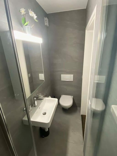 Bathroom 3, Beautiful flat with balcony and partial lake view, Luzern