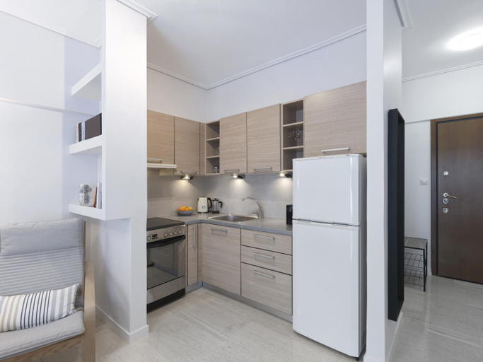 Others 5, Modern Studio opposite the Areios Pagos court., Attica