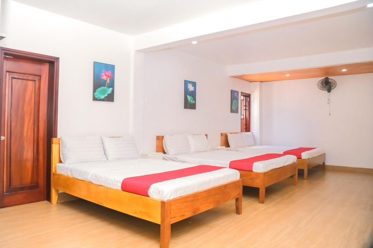 Bedroom 13