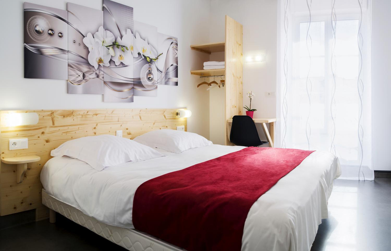 Guestroom, hotel le beausejour, Lozère