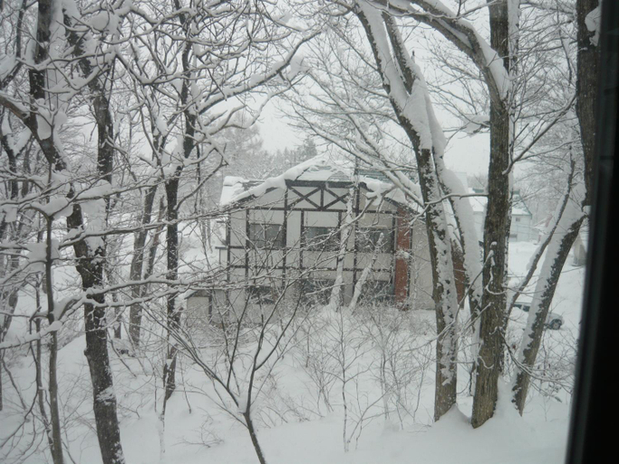 Others 3, Chalet Myoko, Myōkō