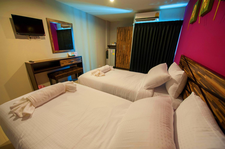 Bedroom 6