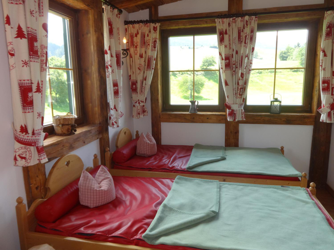 Bedroom 2, Gourmet-Hotel Grunwald, Zell am See