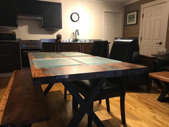 Others 4, Canadian Rockies Inn - Adults only, Columbia-Shuswap