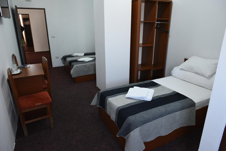 Others 2, Hostel Ruxandra, Focsani