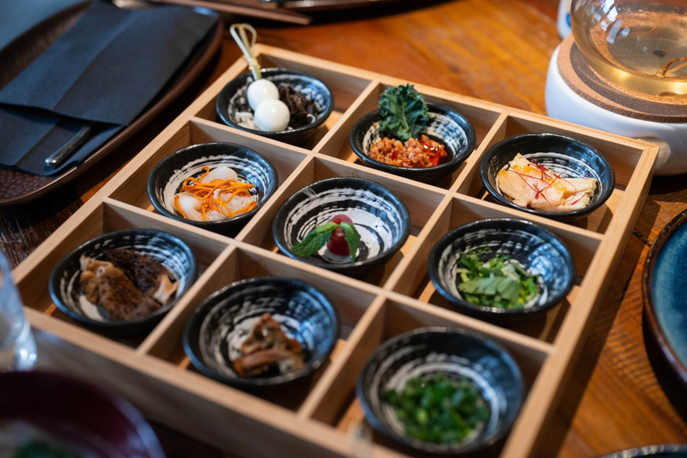 Food & Drinks 5, Li Jiang Ancient City Wide-Up Hotel, Lijiang
