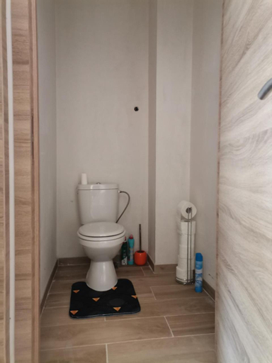 Bedroom 2, Le caillou Blanc, Hainaut