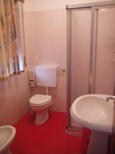 Bathroom 5, Hotel Mochettaz, Aosta