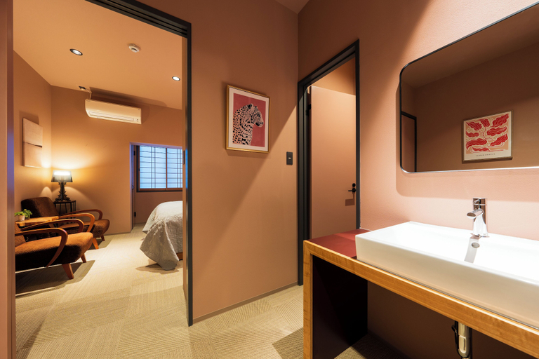 Bathroom, Ryokan Hachisunoito, Yufu