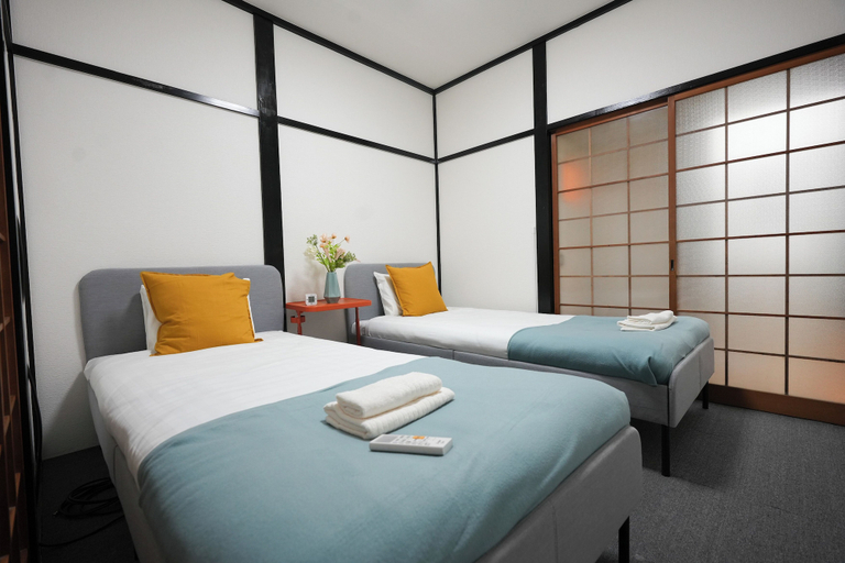Bedroom 2, Otabiya Nishikujo, Osaka