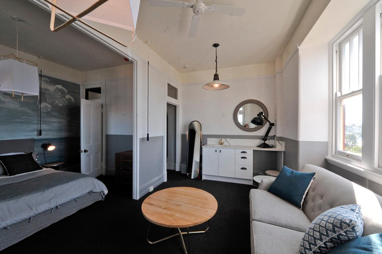 Bedroom 3, Hotel Palisade, Sydney