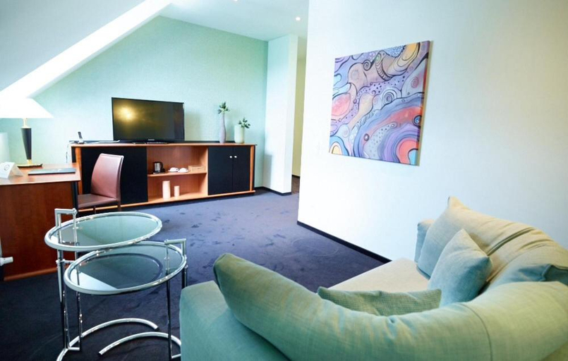 Others 4, Ressmann S Residence, Saarpfalz-Kreis