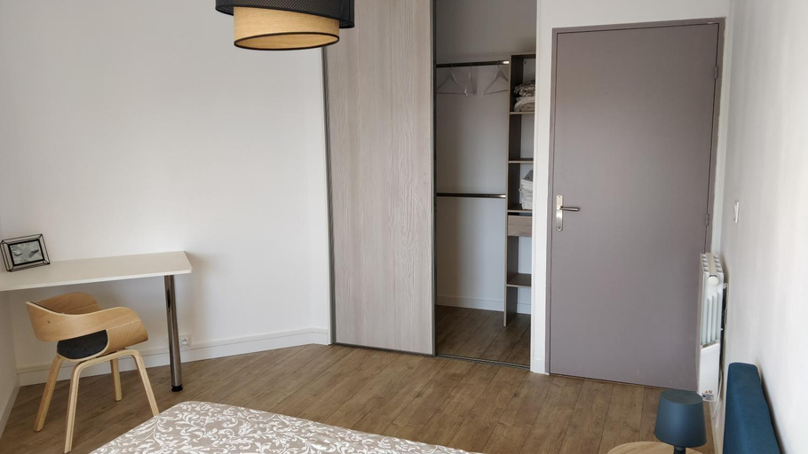 Bedroom 2, T2 55m2 Perpignan proche centre ville et gare avec parking, Pyrénées-Orientales