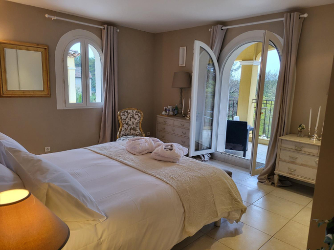Others 3, Villa SULIS, Var