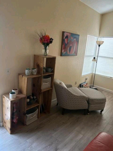 Others 4, Be Our Guest-Shared Home Tampa, Los Angeles