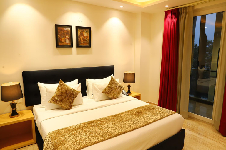 Others 5, Malbork Inn, Delhi
