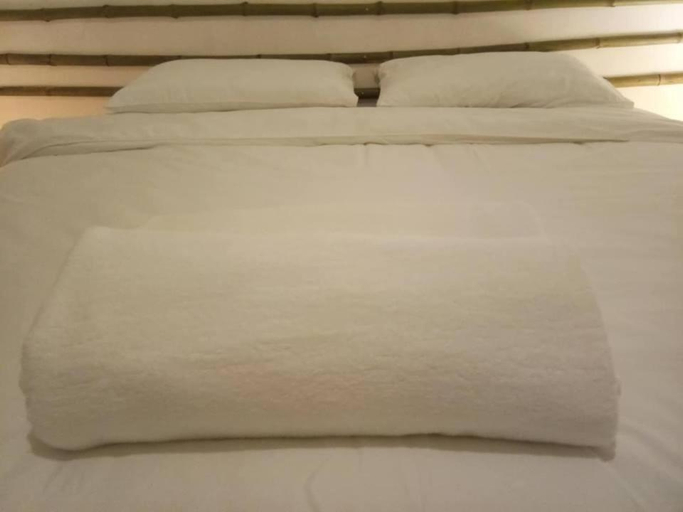 Bedroom 2, Vanpila, Khanthabouly