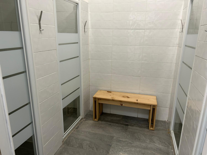 Bathroom 3, Albergue SCQ, A Coruña