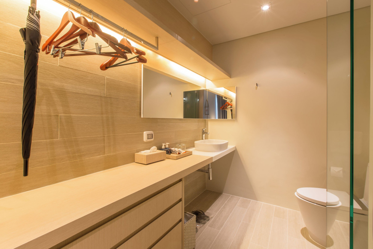 Bathroom 5, Veranda Condo Pattaya, Pattaya