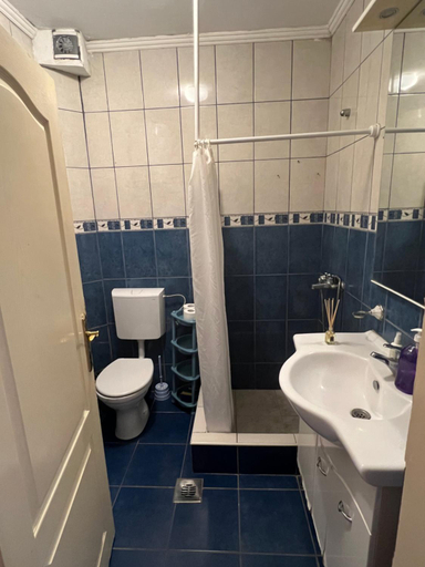 Others 5, Apartman Savo