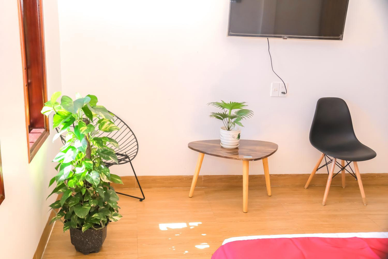 Others 5, Lucky Home, Huế