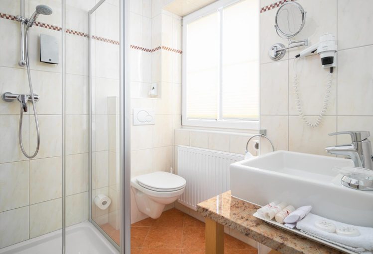Bathroom 7