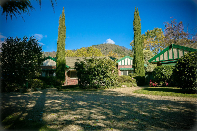 The Birch House Luxury Accommodation Bright , Alpine - East