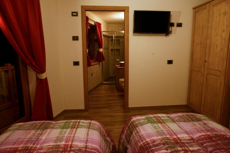 Others 5, Le Nid de l'Aigle, Aosta