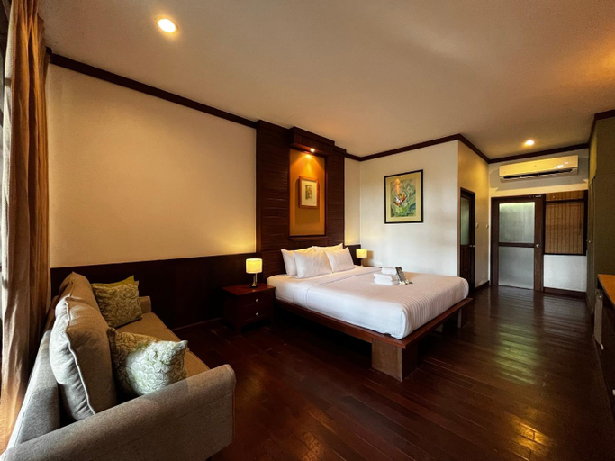 Bedroom 8