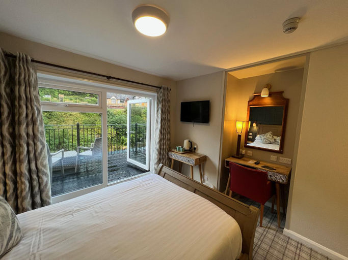 Bedroom 2, The Chainbridge Hotel, Denbighshire