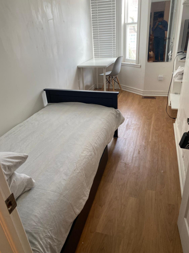 Others 4, Single Room with SHARED Bathroom 536C, Toronto