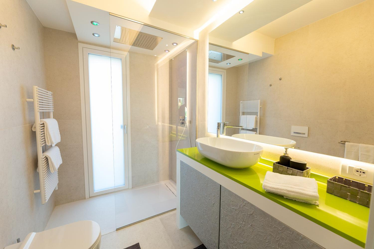 Bathroom 4, Magic Luxury Apartments, Verona