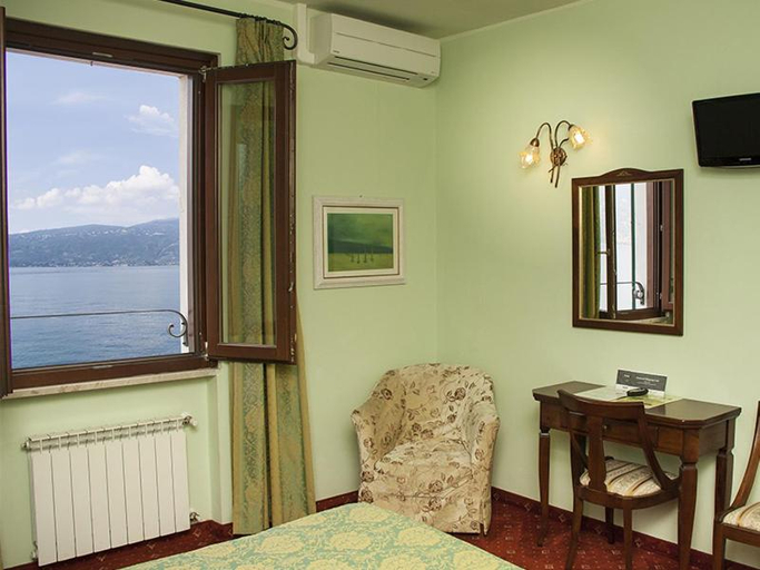 Bedroom 2, Hotel Garni Bartabel, Brescia