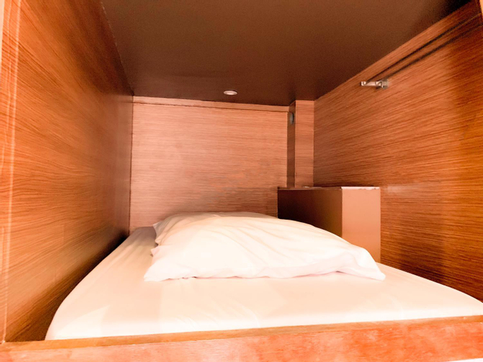 Bedroom 12