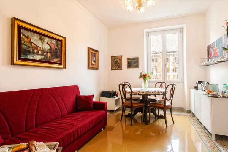 Others 4, Vatica B&B Roma, Rome
