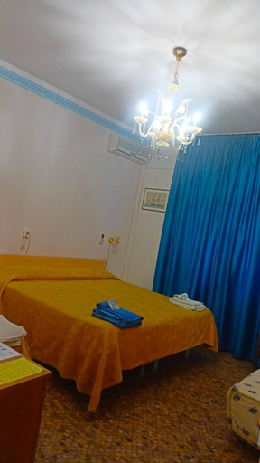 B&B Solana, Savona