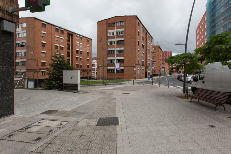 Calle Magallanes - HOSPITAL CRUCES - BEC, Vizcaya